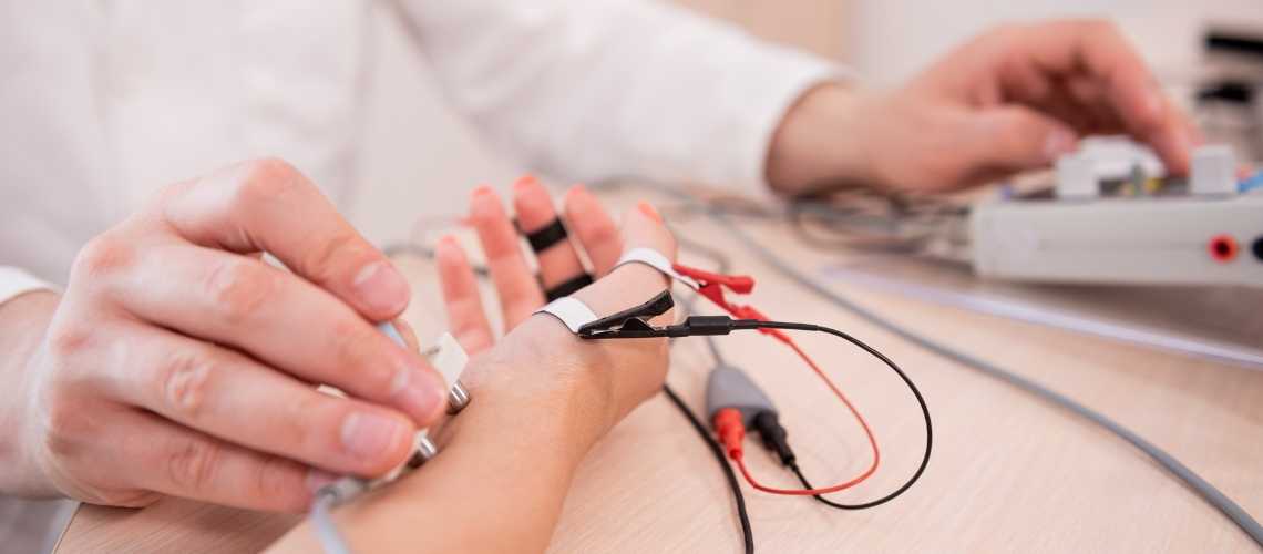 Elektromiyografi (EMG) Hangi Hastalıkların Teşhisinde Kullanılır?